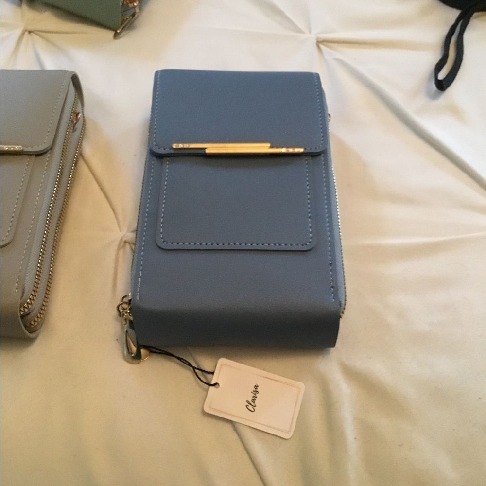Clarisa-NWT-Elegant Blue Crossbody Bag